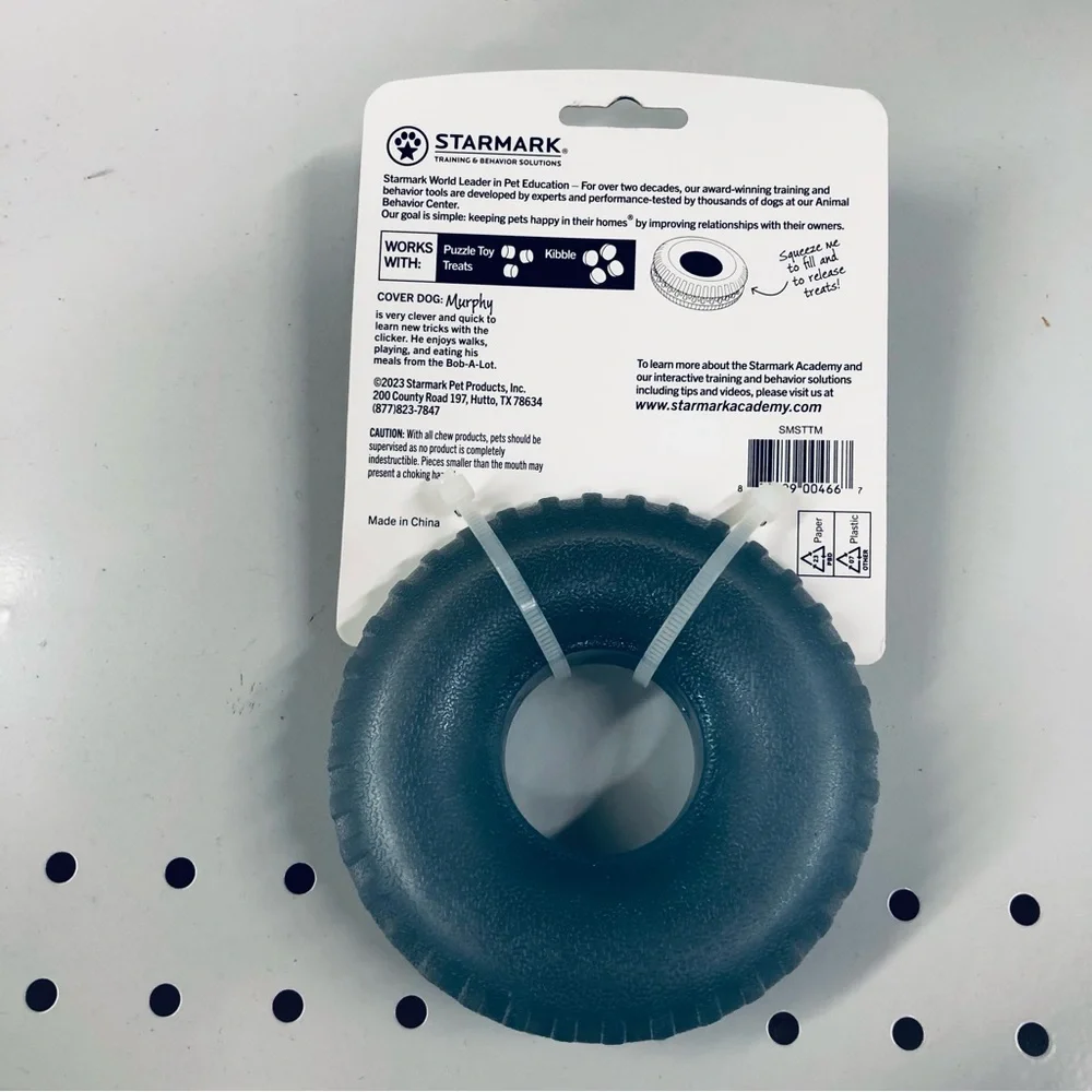 NEW STARMARK Snapper Trapper Tire Toy Dog Cat Medium Blue